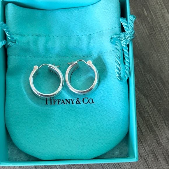 Tiffany & Co. Vintage Sterling Silver 1837 Hoop Earrings - Picture 4 of 8